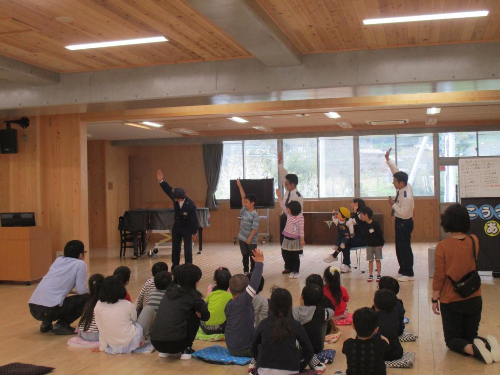 交通安全教室がありました。