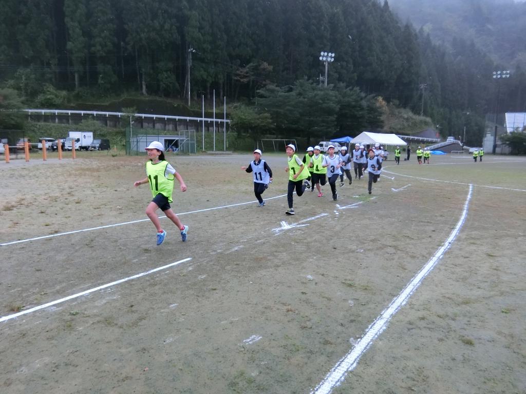 小中合同マラソン強歩大会がありました。