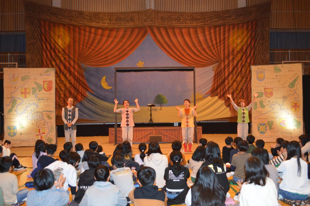芸術鑑賞会がありました！（影絵）