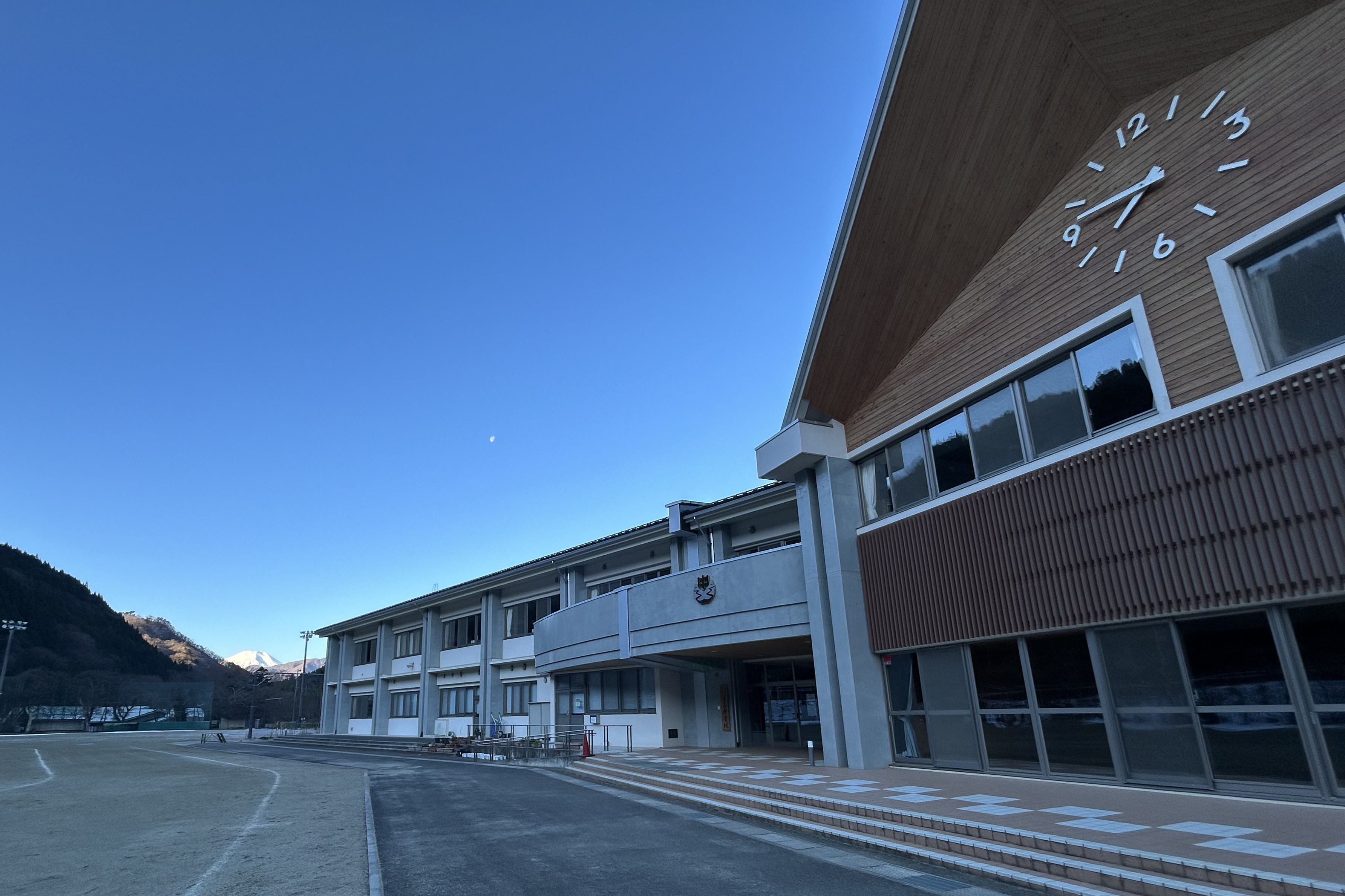 Ｒ７（２４号）決意新たに（３学期始業式）