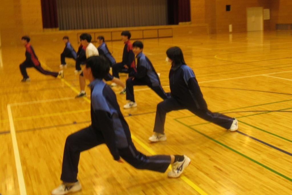 寒さに負けず、部活動合同練習！